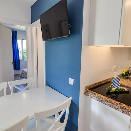 Golondrinas * Cala'N Bosch (Menorca)